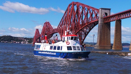 Queensferry: Maid of the Forth 1,5-stündige Sightseeing-Kreuzfahrt