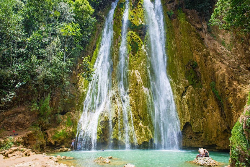 Picture 2 for Activity El Limón: Waterfall Tour with Lunch