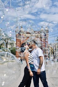 Explore Barcelona by Bike & Photo Shooting