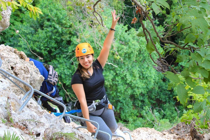 Picture 7 for Activity Santiago,Nuevo León: IBO Vía Ferrata en Cola de Caballo