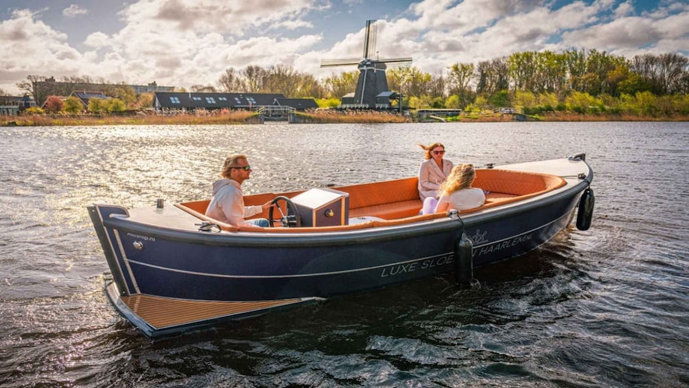 Haarlem: Private Boat Rental City Center