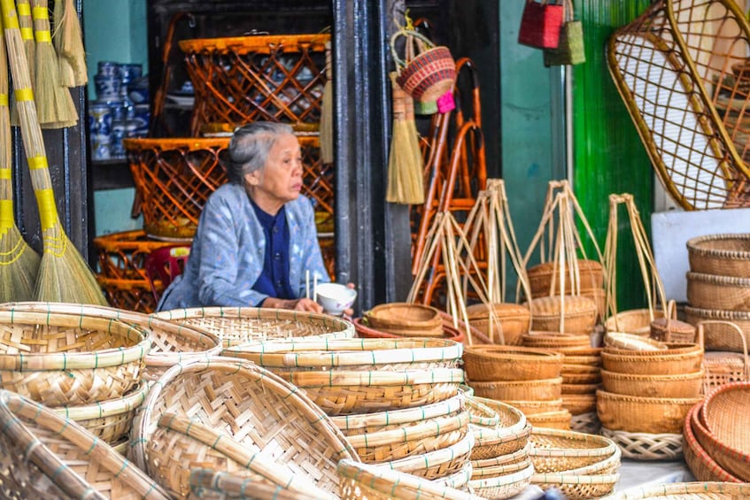 Picture 5 for Activity Hoi An: Grandma's Home Cooking Class with Market Tour