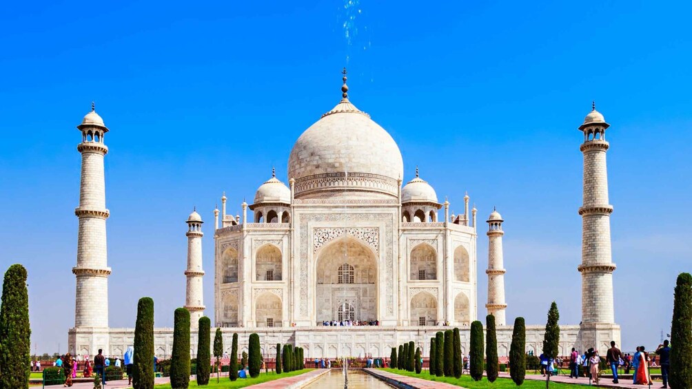 Picture 4 for Activity From Bangalore: Day Tour to Agra and Taj Mahal by Plane