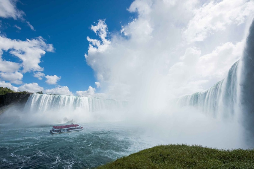 Picture 6 for Activity Toronto: Niagara Falls Day Tour with Boat Cruise Option