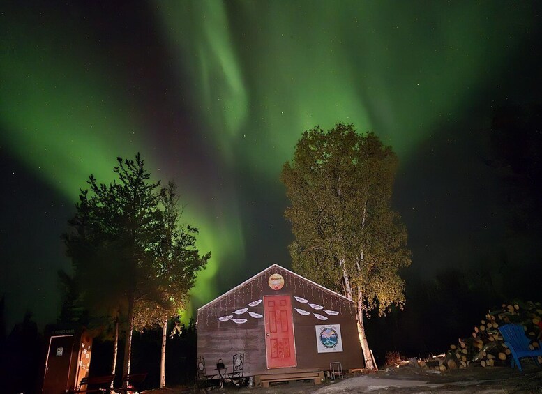 Picture 4 for Activity From Yellowknife: Aurora Borealis Tour with Cozy Cabin Base