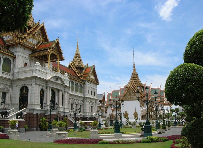 Picture 6 for Activity Bangkok: Grand Palace & Wat Pho Half-Day Private Tour