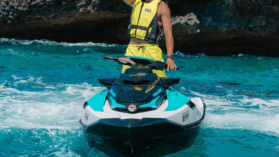 Cala d'Or | Jet Ski Tour 30 min along southeast coast.