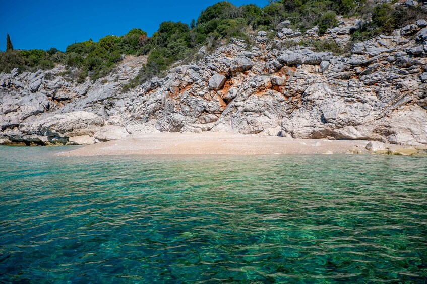 Picture 2 for Activity Half day speedboat tour - find caves and enjoy swimming