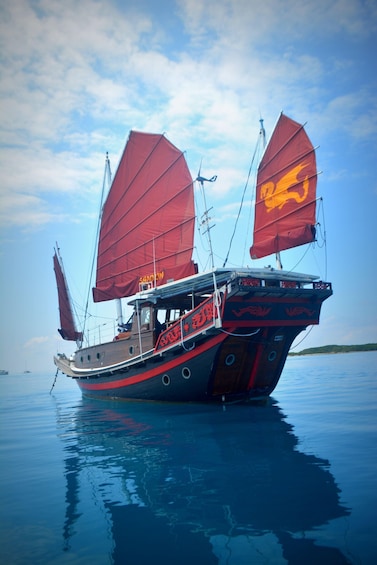 Shaolin Private Charter Low Isles