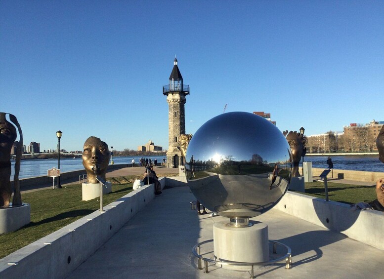 Picture 7 for Activity New York City: Roosevelt Island Walking Tour with Tram Ride