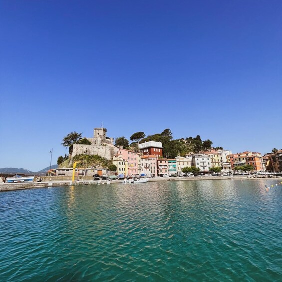 Picture 4 for Activity Portovenere: Lerici Boat Tour with Aperitif on board