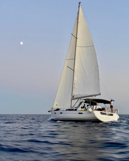 Picture 1 for Activity 5-Day Crewed Charter "The Discovery" Beneteau Oceanis 45