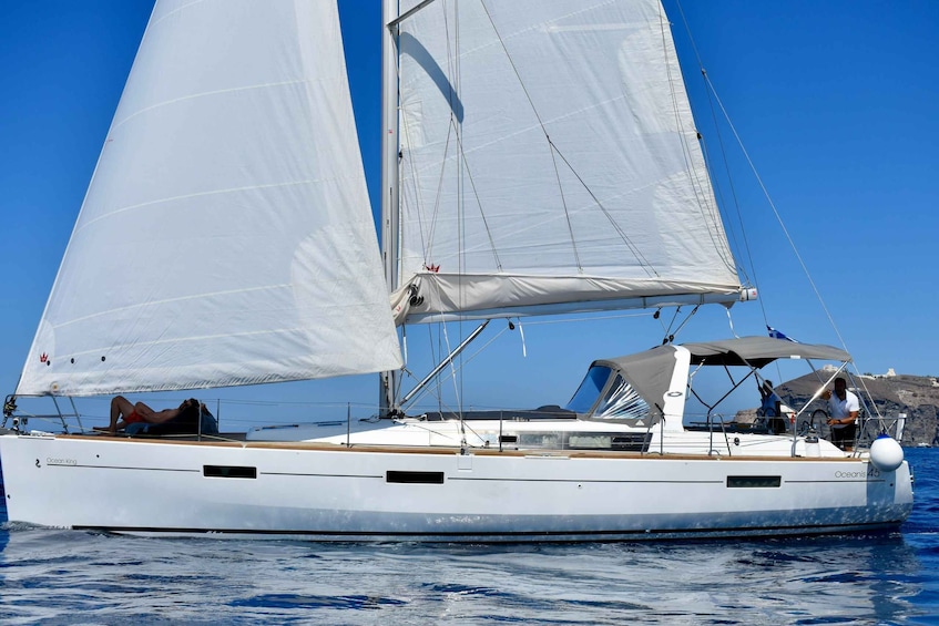 Picture 10 for Activity 5-Day Crewed Charter "The Discovery" Beneteau Oceanis 45