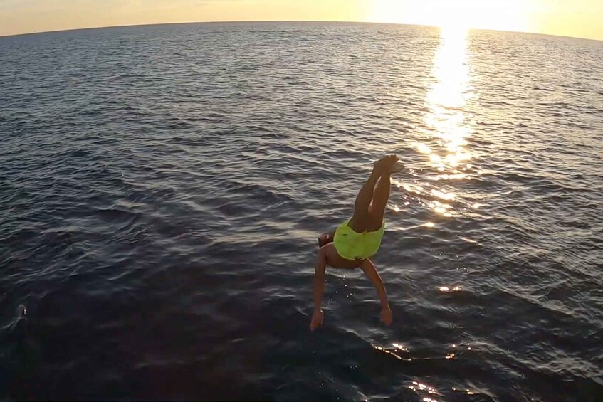 Picture 9 for Activity Boracay: Sunset Boat Party with Snacks