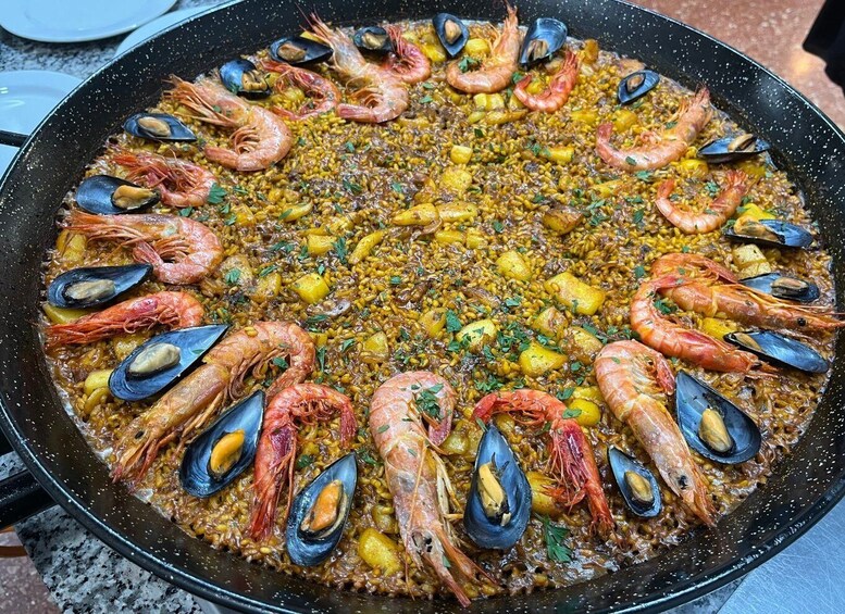 Picture 5 for Activity Valencia: Paella Workshop, Tapas and Ruzafa Market Visit