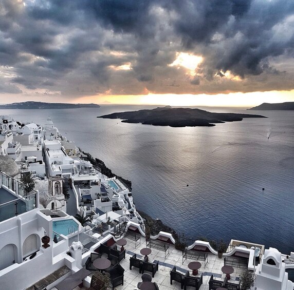 Picture 2 for Activity Around Santorini: Island Tour & Oia town