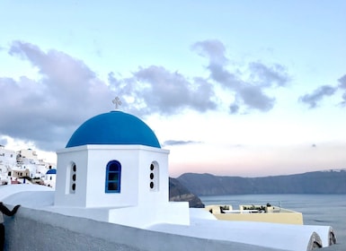 Around Santorini: Island Tour & Oia town