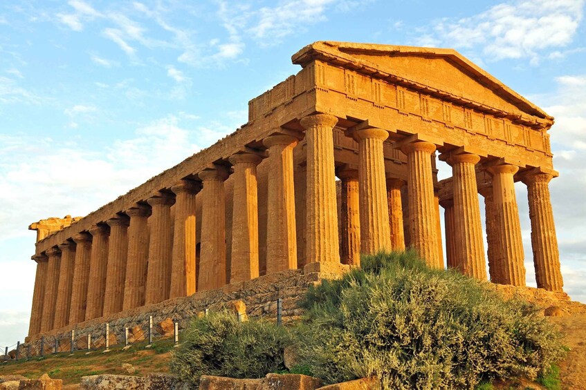 Picture 3 for Activity Agrigento: Valley of the Temples Skip-the-Line Sunset Tour