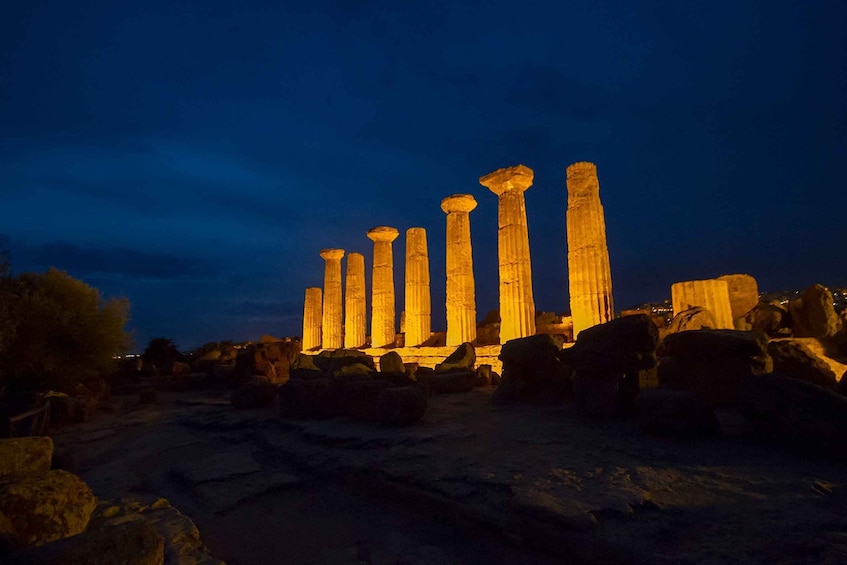 Picture 2 for Activity Agrigento: Valley of the Temples Skip-the-Line Sunset Tour