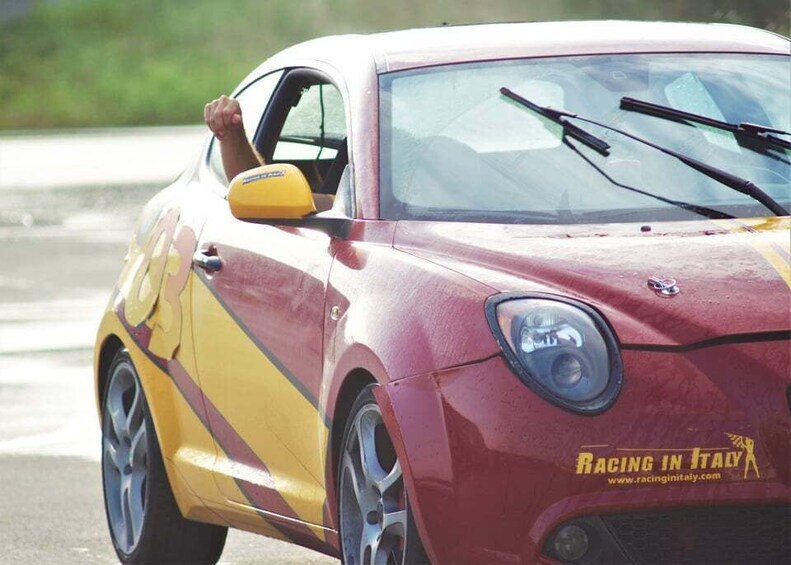 Milan: Alfa MiTo Touring Race Car Drive with Lesson