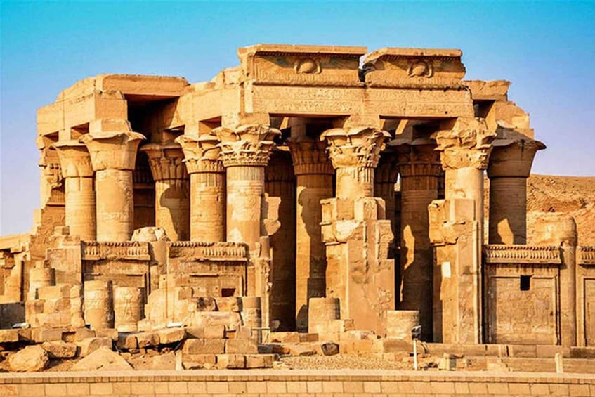 Picture 2 for Activity From Aswan: 3-Day Cruise to Luxor with Hot Air Balloon