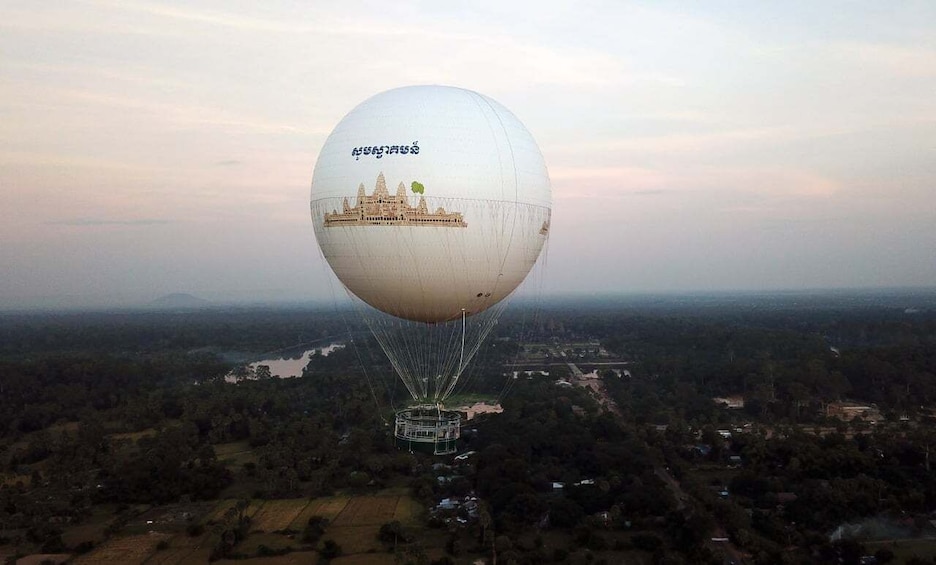 Picture 3 for Activity Angkor Balloon Sunrise or Sunset ride.