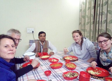 Jaipur : Cours de cuisine et dîner avec une famille locale