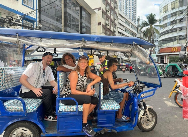 Picture 2 for Activity Manila: Guided Tuk Tuk Ride