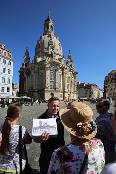 Picture 2 for Activity Dresden: Guided City Walk with a Cup of Coffee
