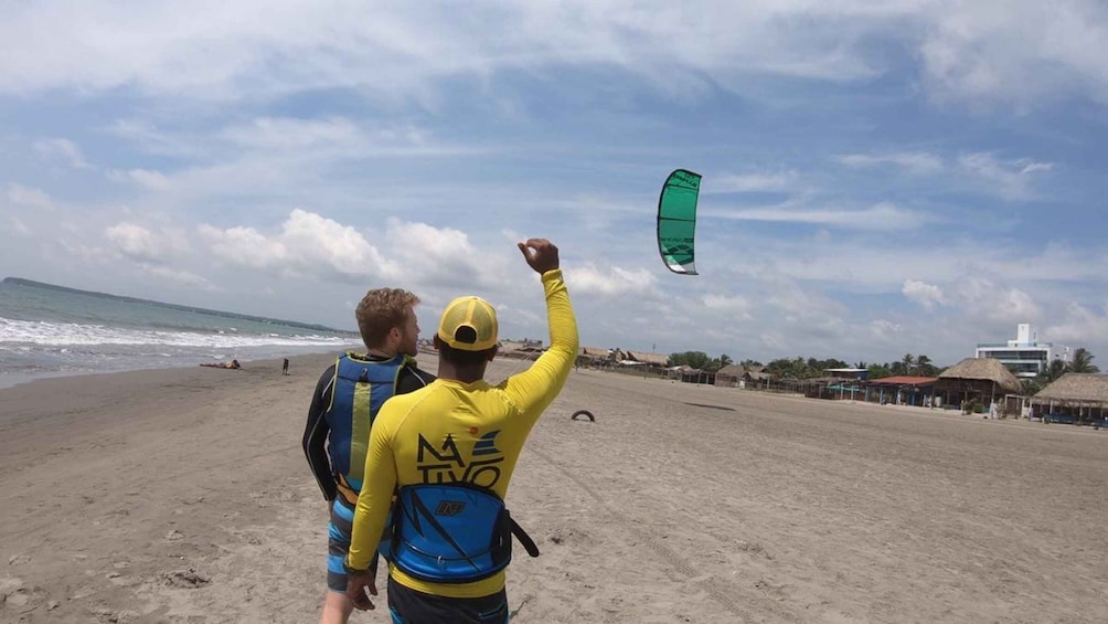 Picture 2 for Activity Cartagena: Private Kitesurfing Classes