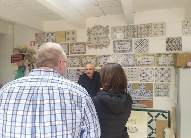 Portuguese Tiles and Wine History - Private Tour