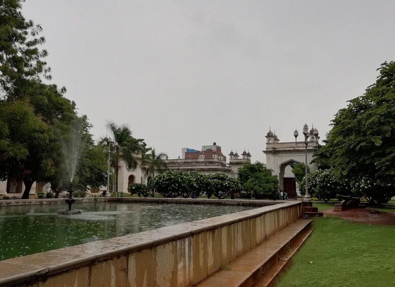 Picture 6 for Activity Hyderabad: Heritage Walking Tour of Old City and Charminar