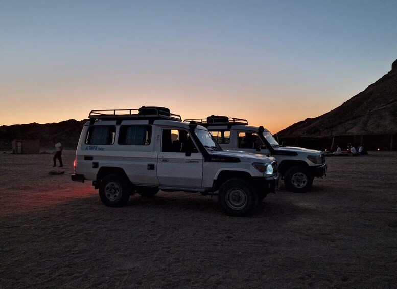 Picture 34 for Activity Makadi Bay: Desert Stargazing Adventure by Jeep with Dinner