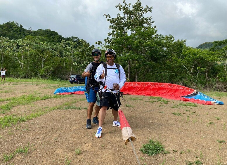 Picture 5 for Activity Jaco: Paragliding Flight over Tropical Forest 900 ft flight