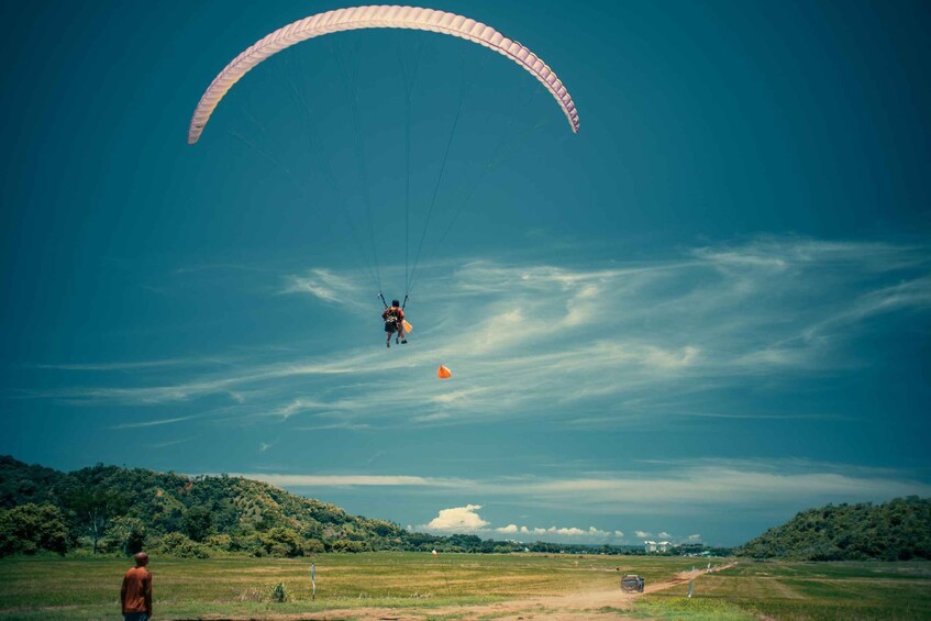 Picture 8 for Activity 900 ft flight facing the Pacific Ocean & Tropical forests