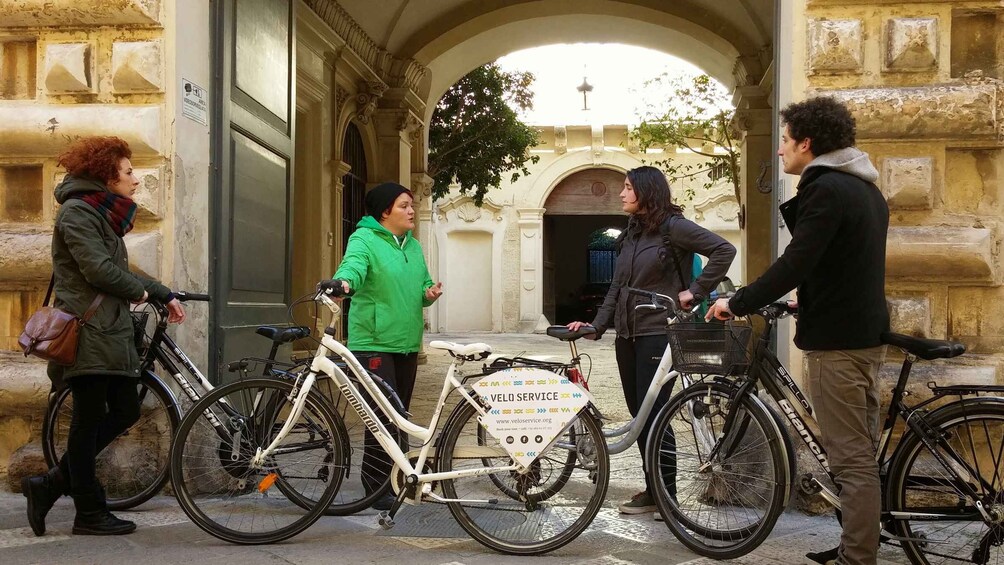 Picture 8 for Activity Lecce: City Highlights Guided Tour by Bike