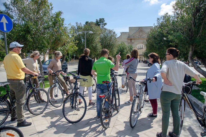 Picture 7 for Activity Lecce: City Highlights Guided Tour by Bike