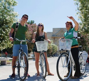 Lecce: City Highlights Guided Tour by Bike