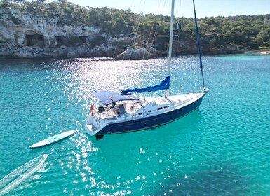 Palma Bay: Sailing Boat Trip w/ Water Toys, Snacks & Drinks