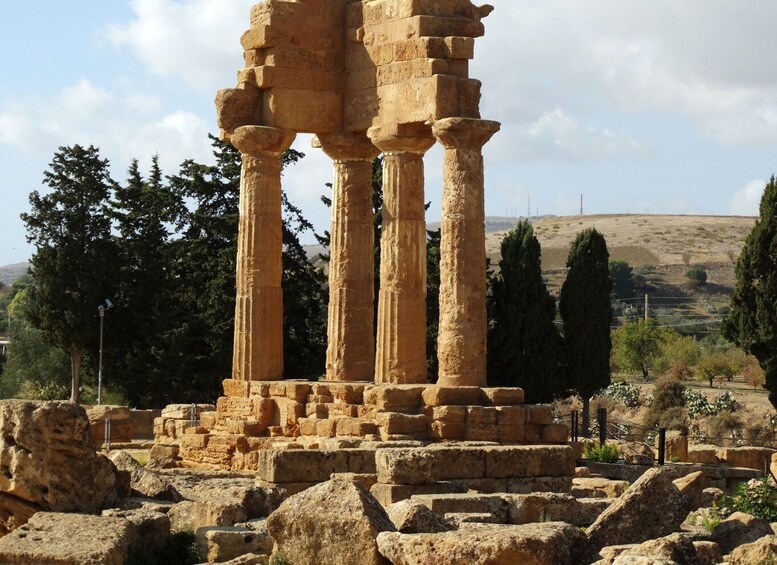 Picture 8 for Activity Agrigento: Walking Tour of Ancient Akragas with Local Guide