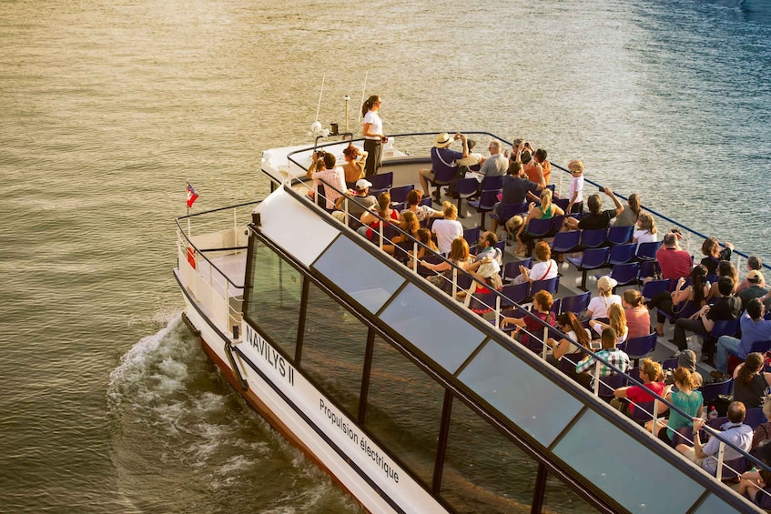 Picture 1 for Activity Lyon: Guided Sightseeing Cruise