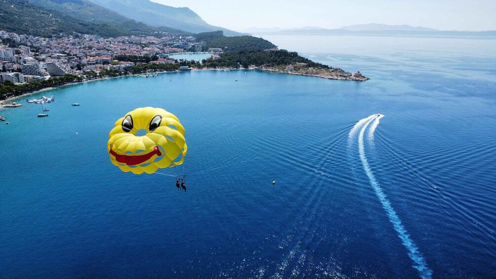 Makarska: Parasailing Experience - MPL Nautika