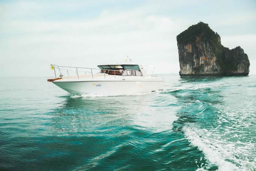 4 Islands Haft-Day Morning By Luxury Speed Boat With Lunch