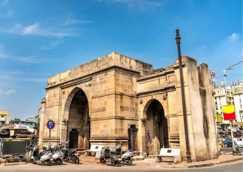 Picture 7 for Activity Explore the Best of Ahmedabad by Car (Guided Full Day Tour)