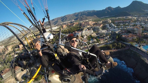 Flight in Paratrike over the Tenerife south