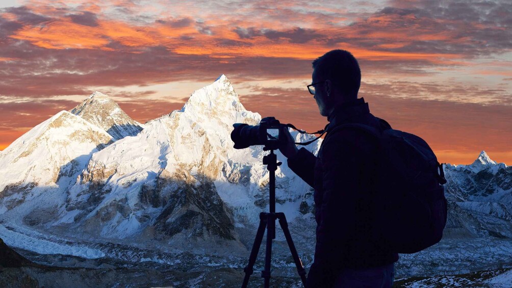 Everest Photo Expedition: 14-Day Trek for Photographers