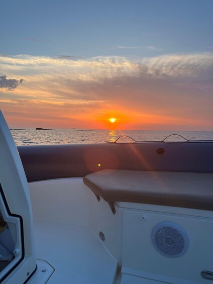Picture 3 for Activity Tropea: tour in barca al tramonto con aperitivo