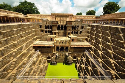 Depuis Jaipur : Excursion d'une journée à Abhaneri Chand Baori Stepwell