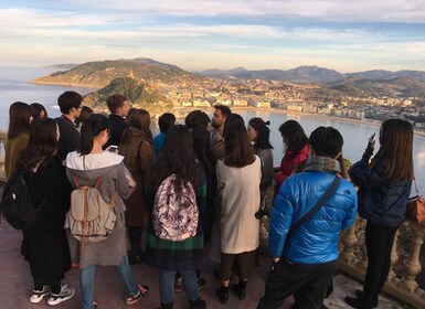 Saint-Sébastien : Club de cuisine basque local célèbre Repas privé