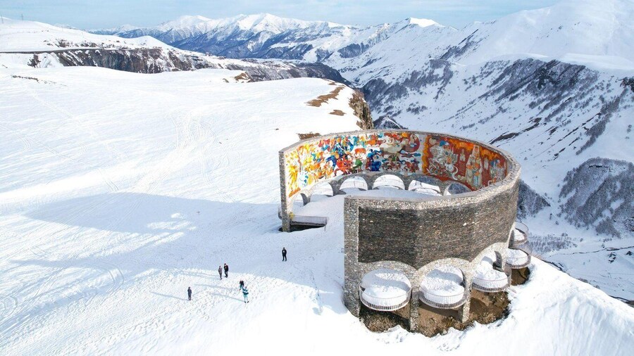 From Tbilisi: Guided Day Trip to Ananuri, Gudauri, & Kazbegi